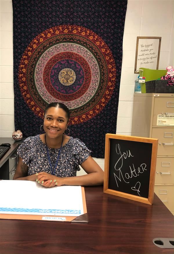 Miss Sheronda Howard, 8th Grade School Counselor Miss Sheronda Howard, 8th Grade School Counselor