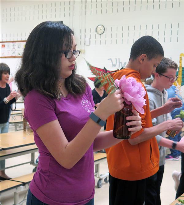Communications / OVMS Forget Me Knot Flowers